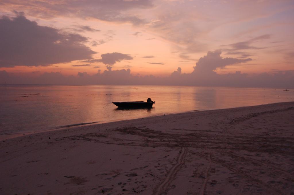 Vaali Maldives Island Escapes & Dive Ξενοδοχείο Felidhoo Εξωτερικό φωτογραφία